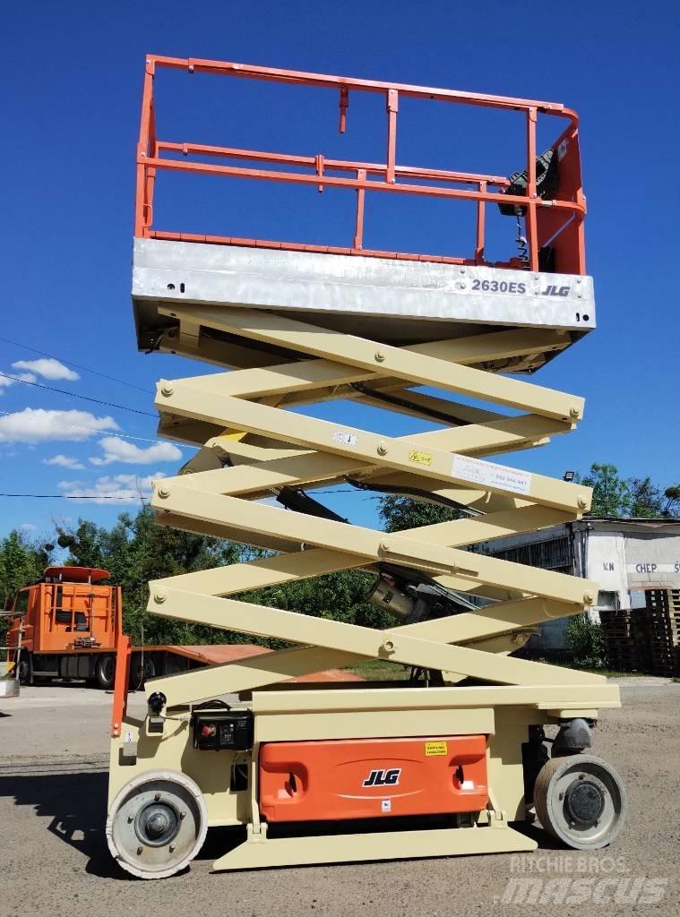 JLG 2630 ES Ножични работни платформи