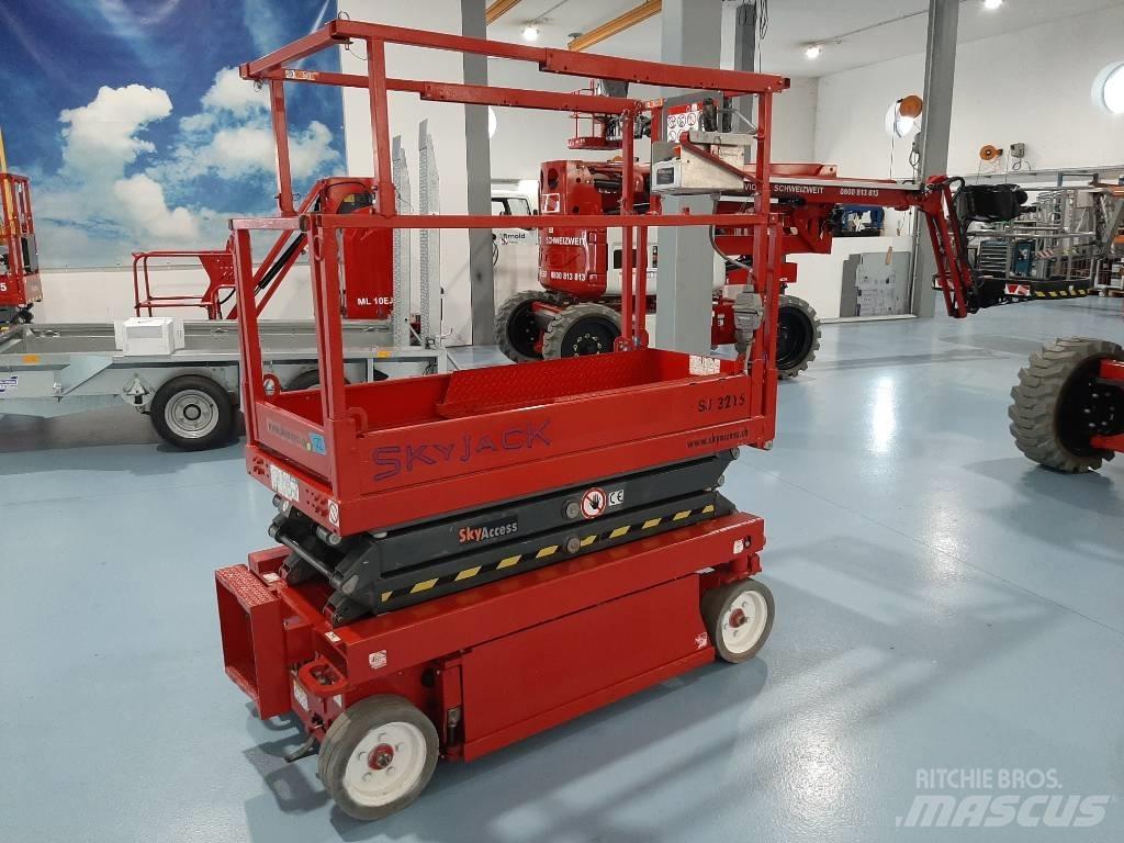 SkyJack SJIII 3215 Ножични работни платформи