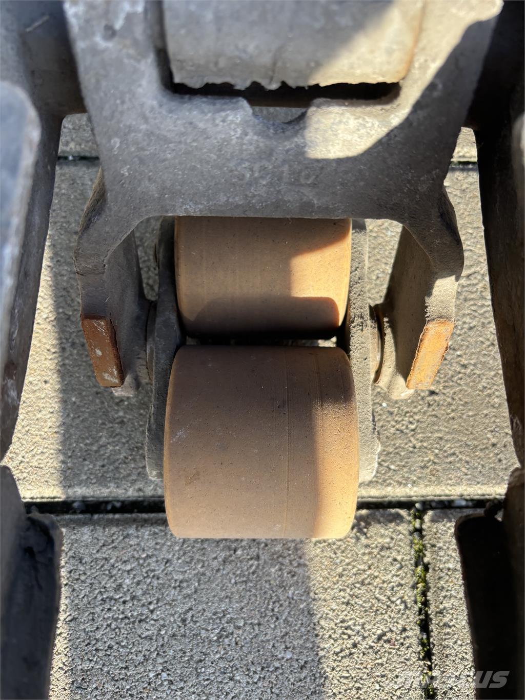 BT LWE 180 Колички високоповдигачи с теглич