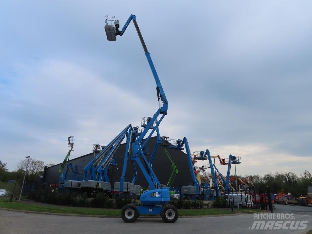 Manitou 200 ATJ Съчленени стрелови подемници