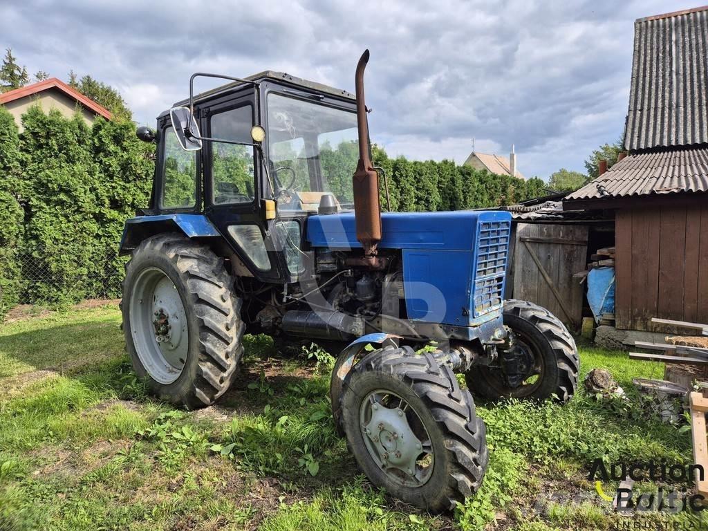 MTZ Belarus-82 Трактори