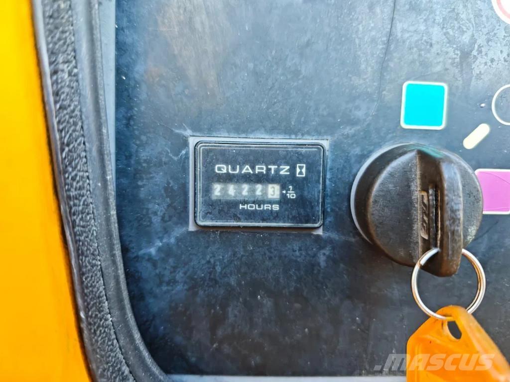 JLG 660 SJ Телескопични повдигачи
