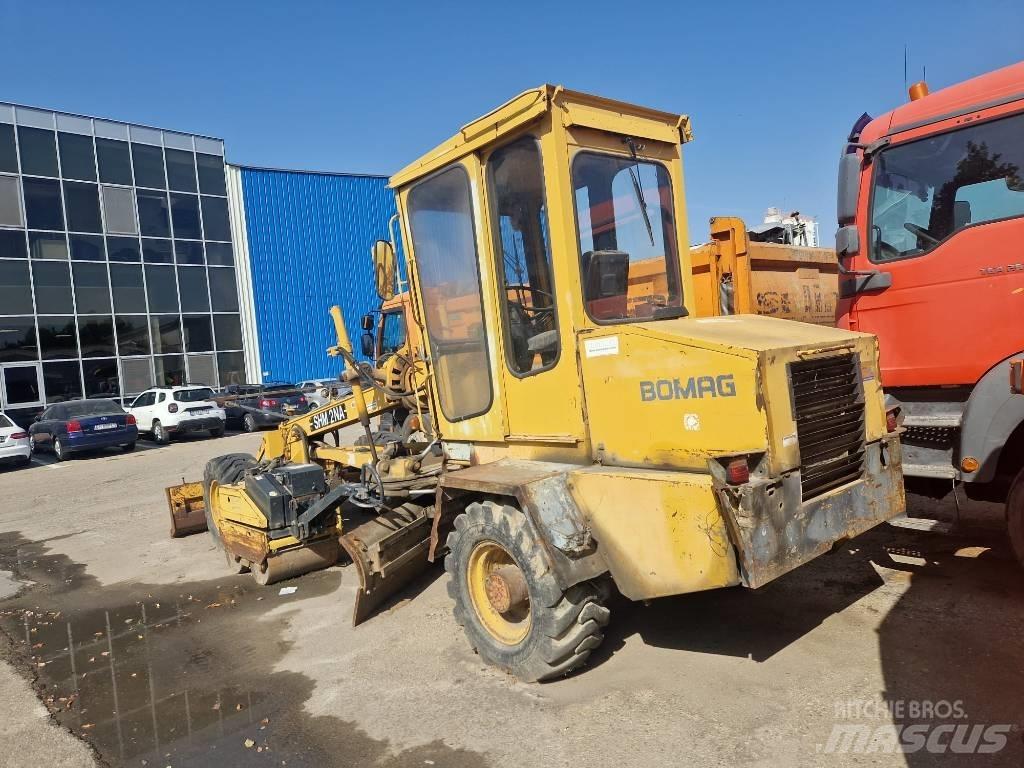 Bomag SHM2NA Грейдери