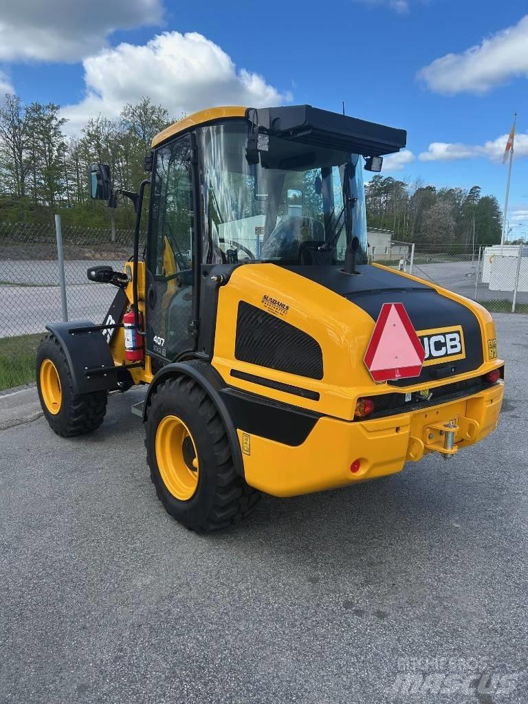 JCB 407 Колесни товарачи
