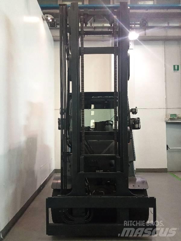 Linde E 80 Електрически вилични кари-повдигачи