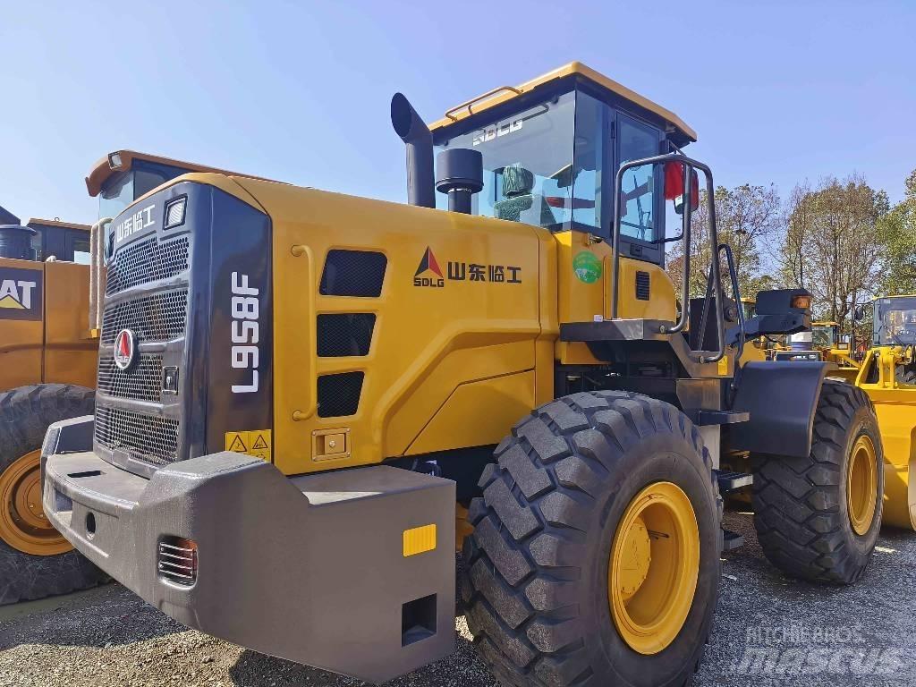 SDLG LG 958 F Колесни товарачи