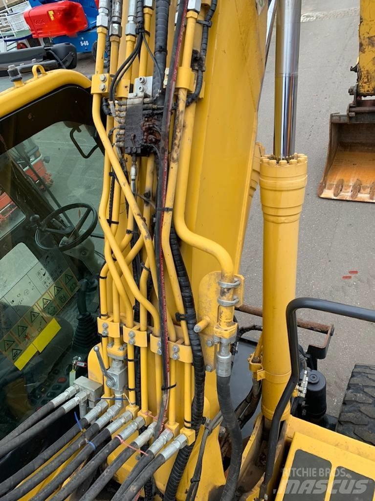 Komatsu PW 160 Колесни екскаватори