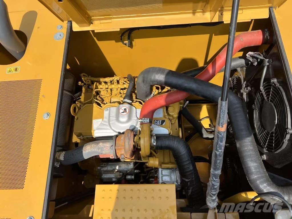 CAT 320 D GC Верижен екскаватор