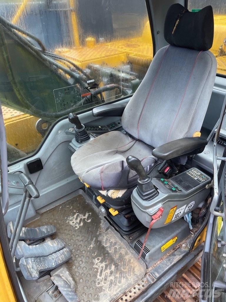 Volvo EC210B Верижен екскаватор
