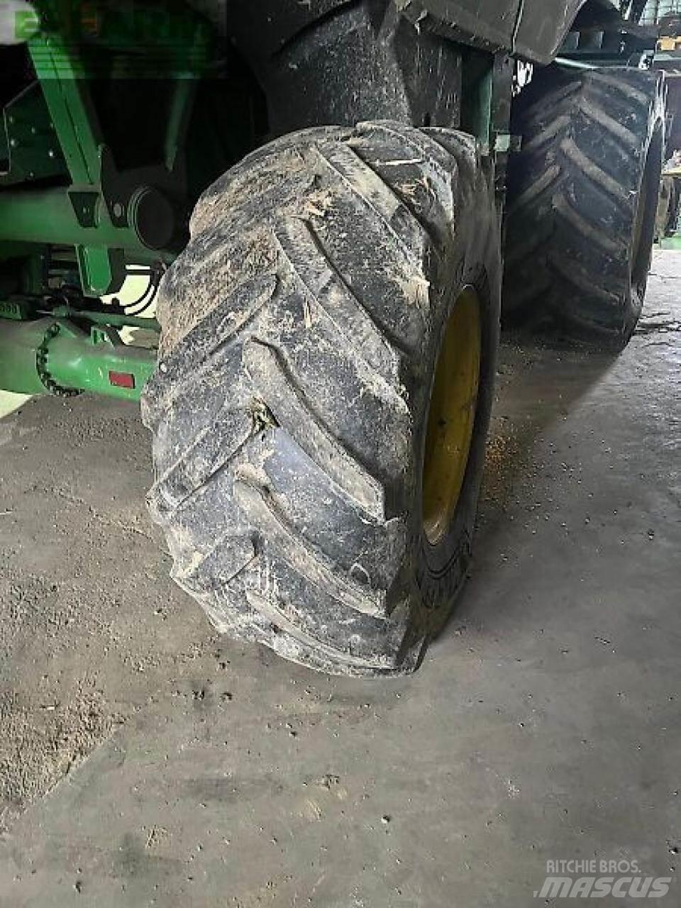 John Deere t670 Комбайни