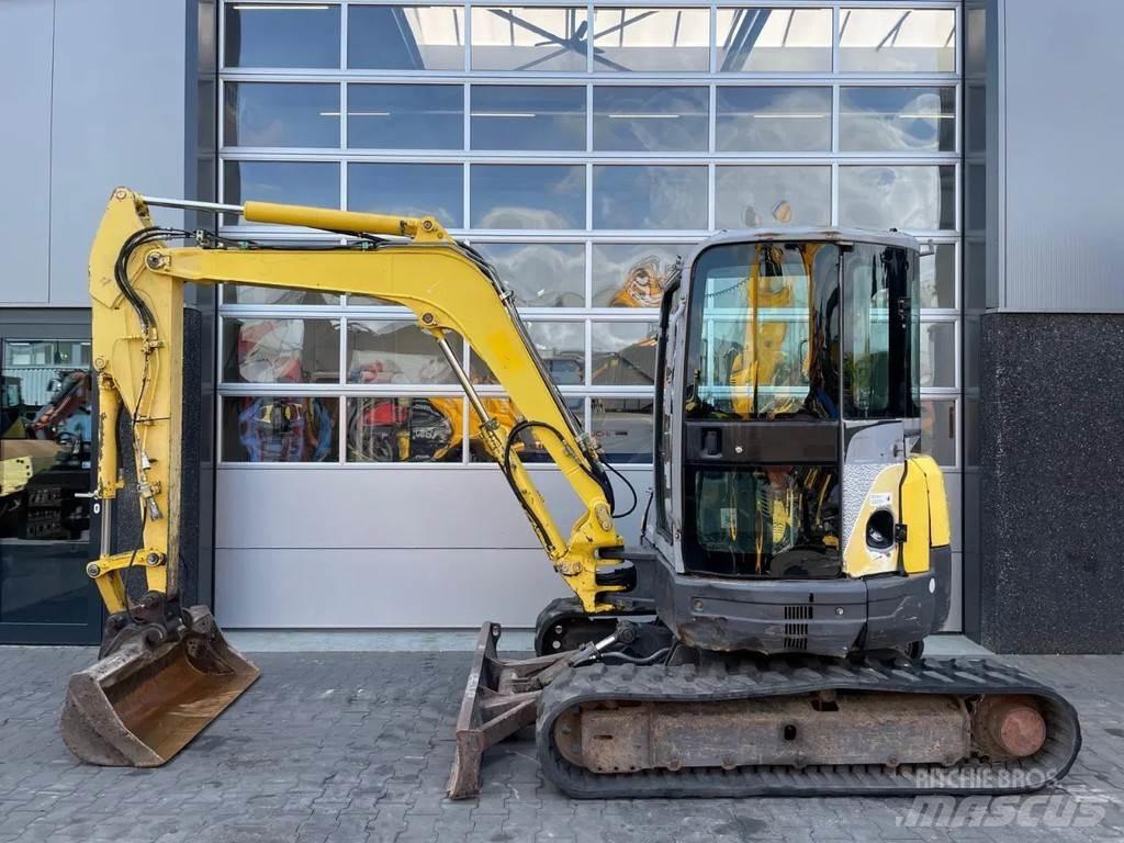 New Holland E50.2 Мини екскаватори < 7 т