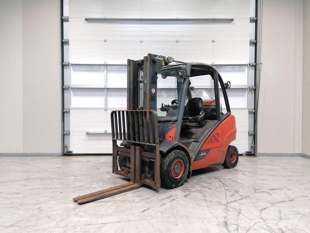 Linde H30T-02 Камиони с АГУ