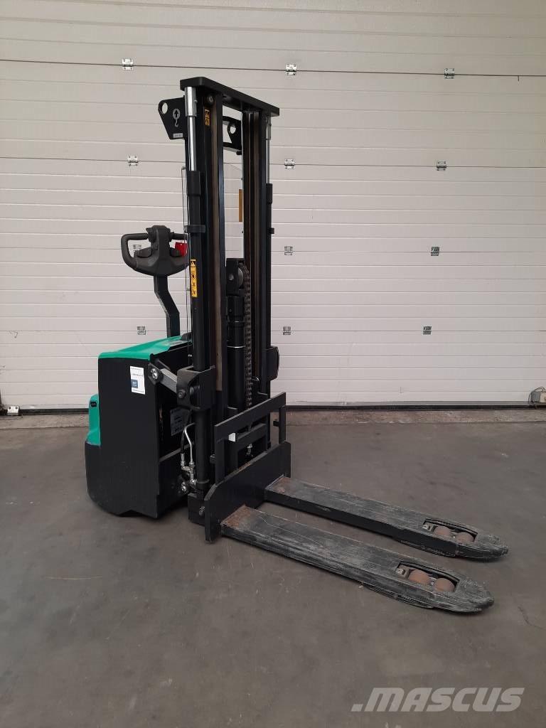 Mitsubishi SBP12N3I Колички високоповдигачи с теглич