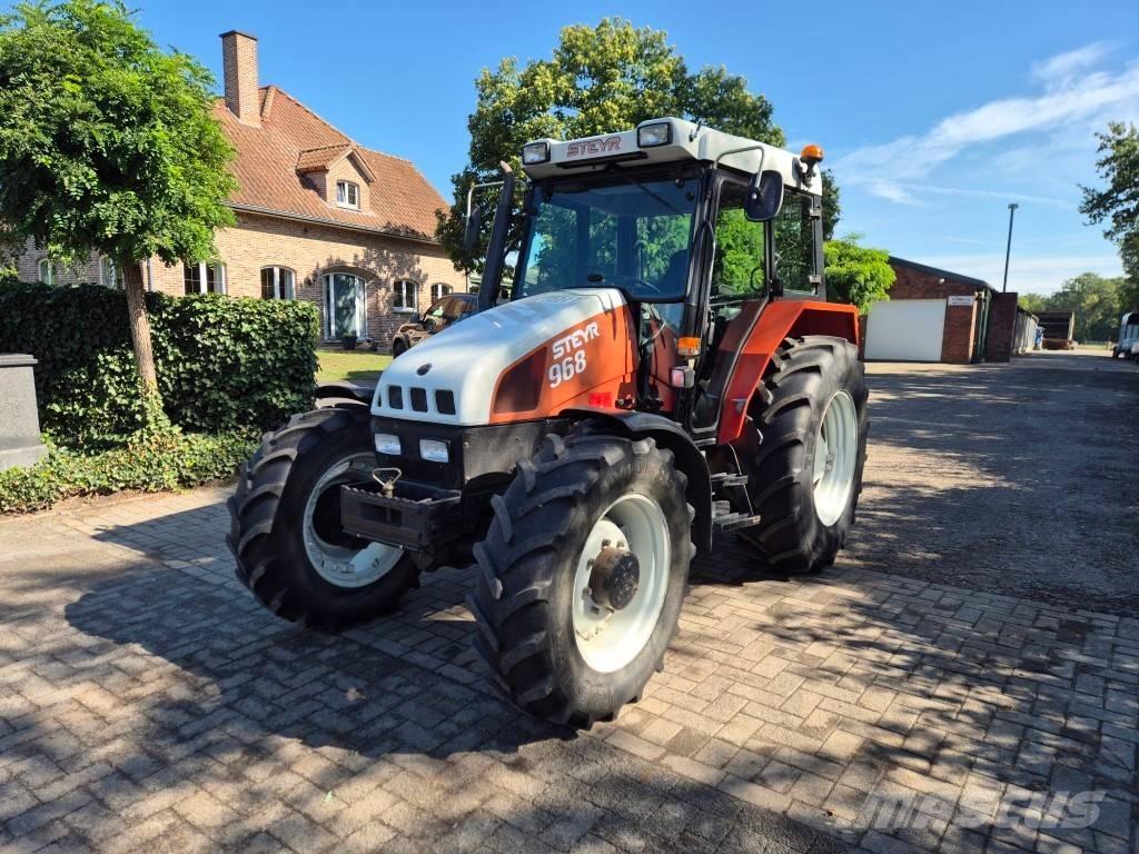 Steyr 968 Трактори