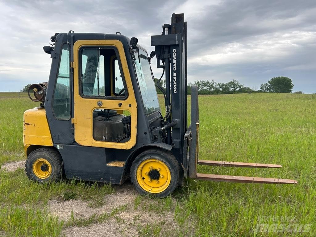 Daewoo G 30 E Вилични кари-повдигачи - други