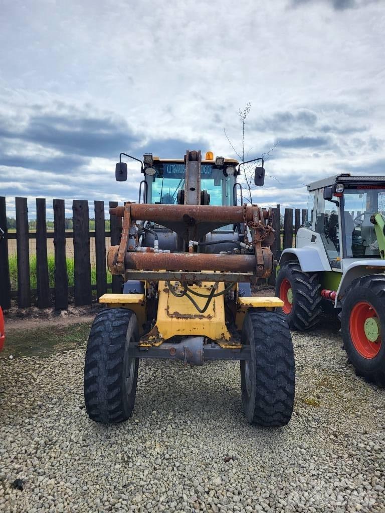 Volvo L 32 Z Колесни товарачи