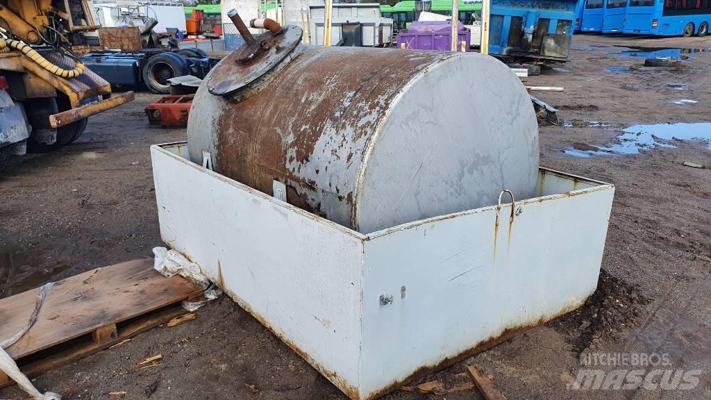  FUEL TANK Резервоари