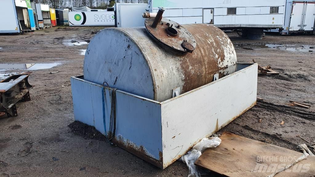  FUEL TANK Резервоари