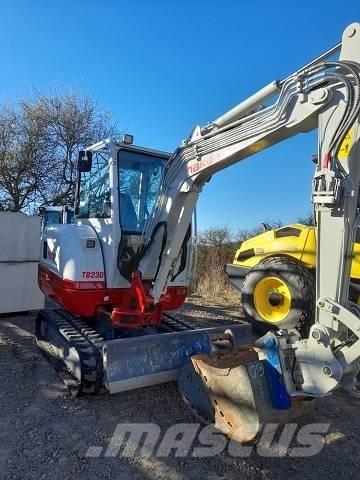 Takeuchi TB 230 Мини екскаватори < 7 т