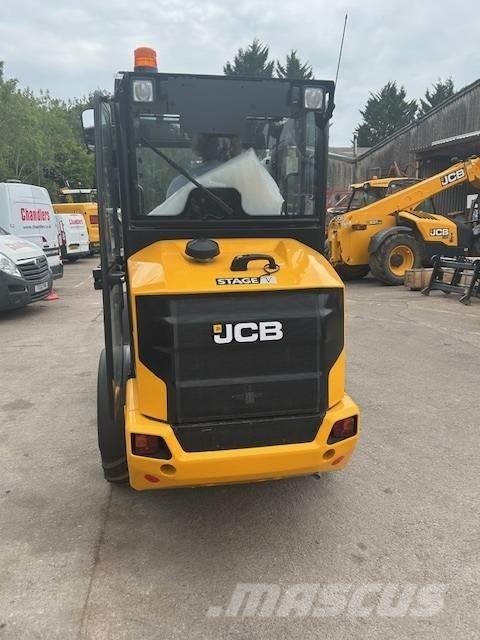 JCB 403 PLUS Телескопични товарачи за селското стопанство