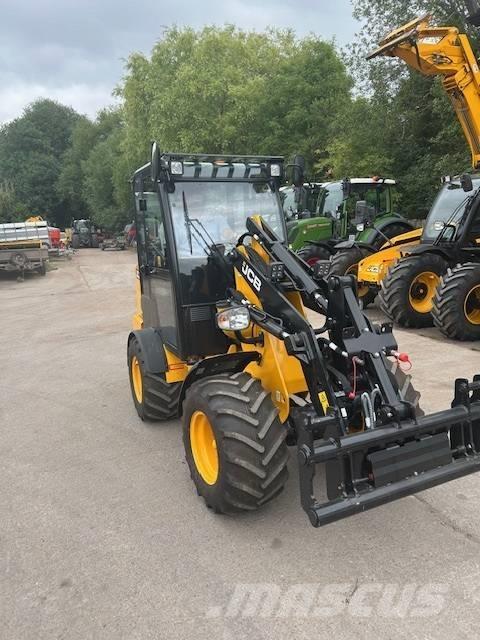 JCB 403 PLUS Телескопични товарачи за селското стопанство