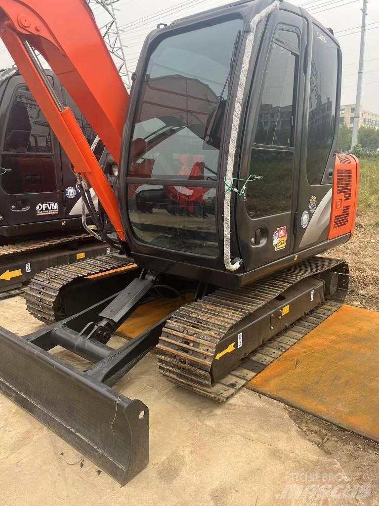 Hitachi ZX 60 Мини екскаватори < 7 т