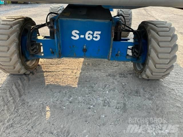 Genie S 65 Телескопични повдигачи
