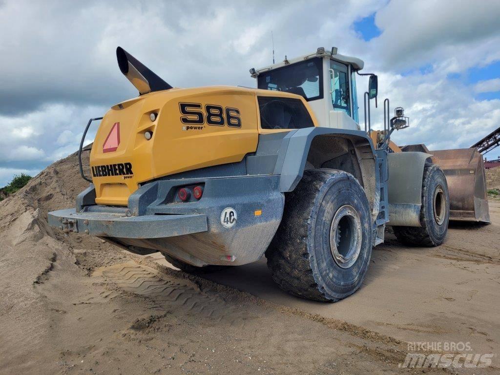 Liebherr L 586 Колесни товарачи
