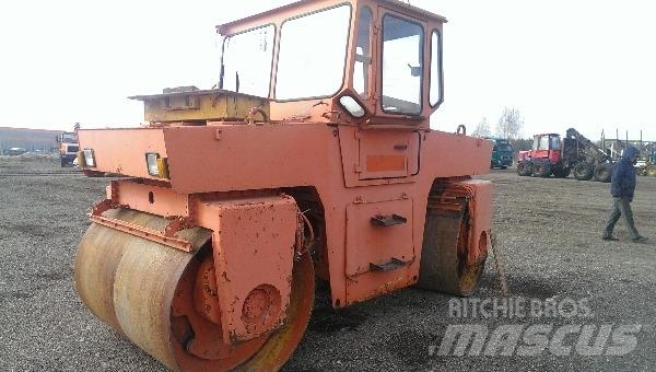 Hamm DV8K Двойни барабанни ролки
