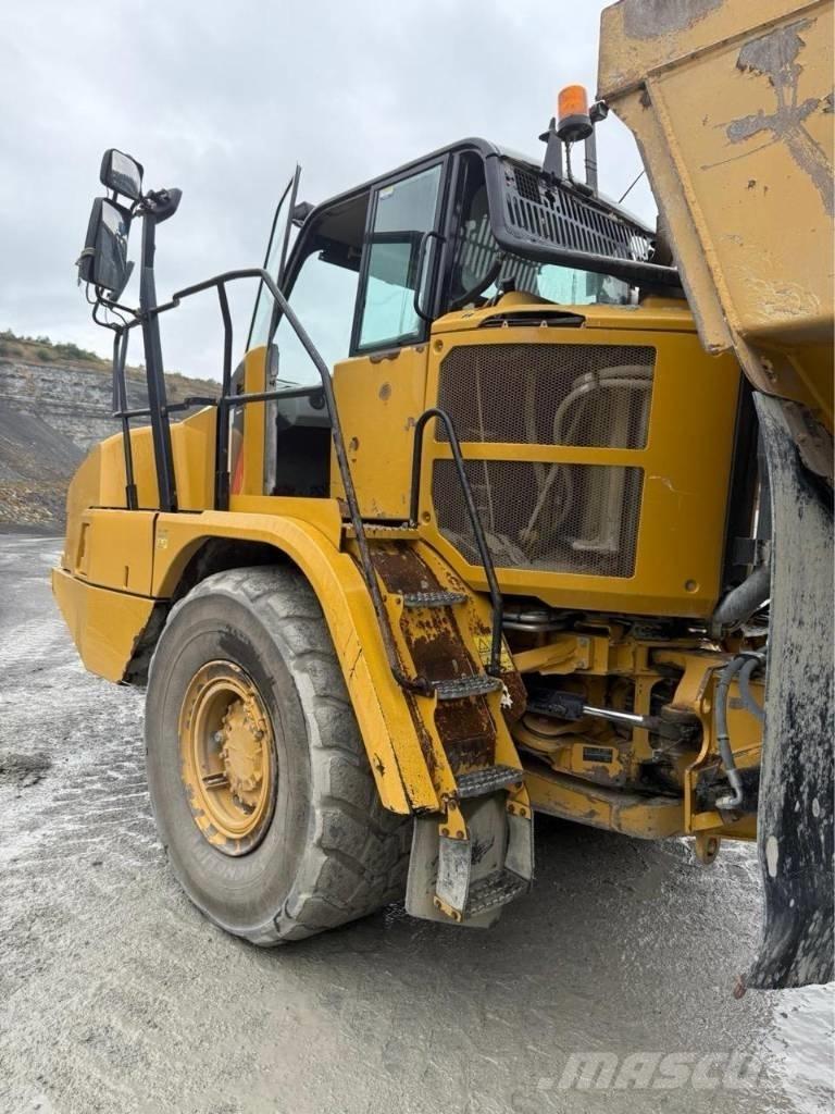 CAT 730C Дъмпери/моторни превозни средства