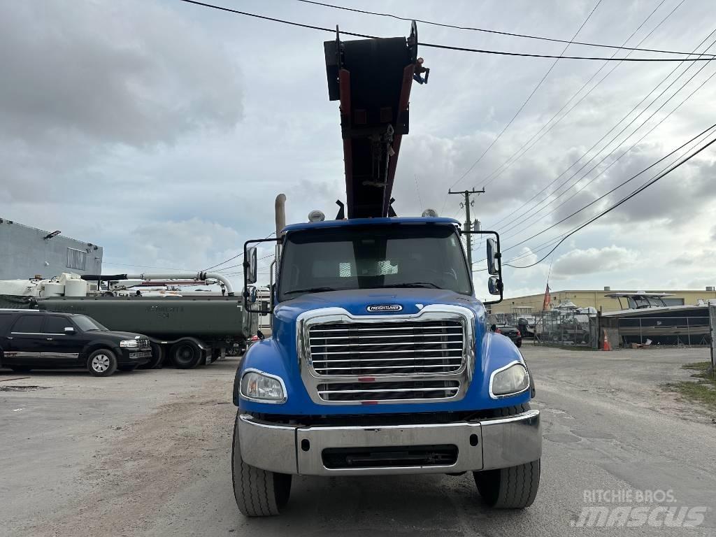 Freightliner M2 Бордови