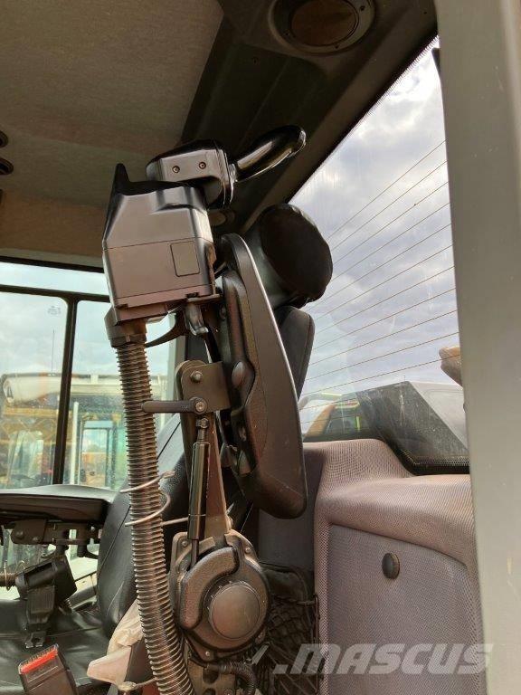 Liebherr L 566 Колесни товарачи