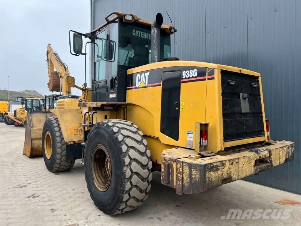 CAT 938G Колесни товарачи