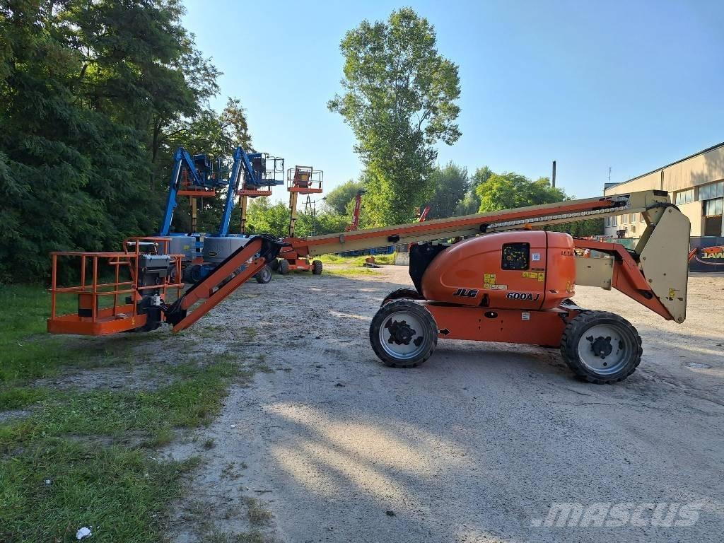 JLG 600AJ Съчленени стрелови подемници