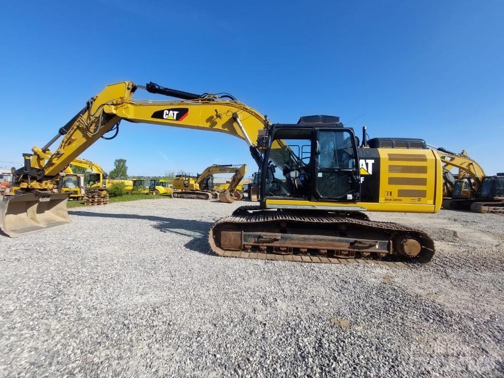CAT 326 F L Верижен екскаватор