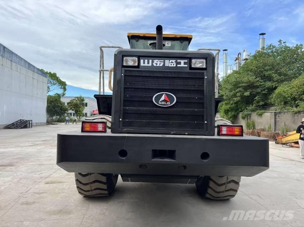 SDLG LG956L Колесни товарачи