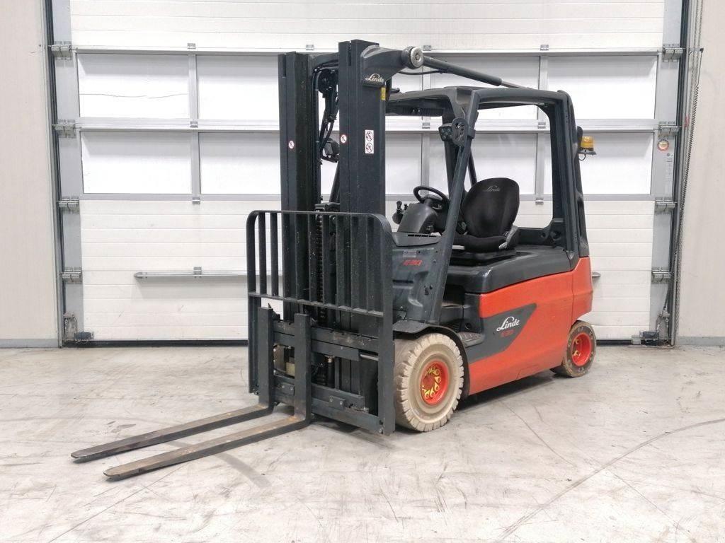 Linde E30L-01 Електрически вилични кари-повдигачи
