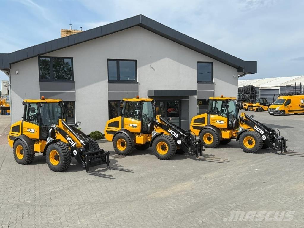 JCB 409 Колесни товарачи