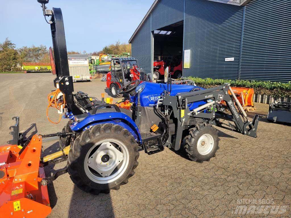 Farmtrac 25 G HST Компактни трактори