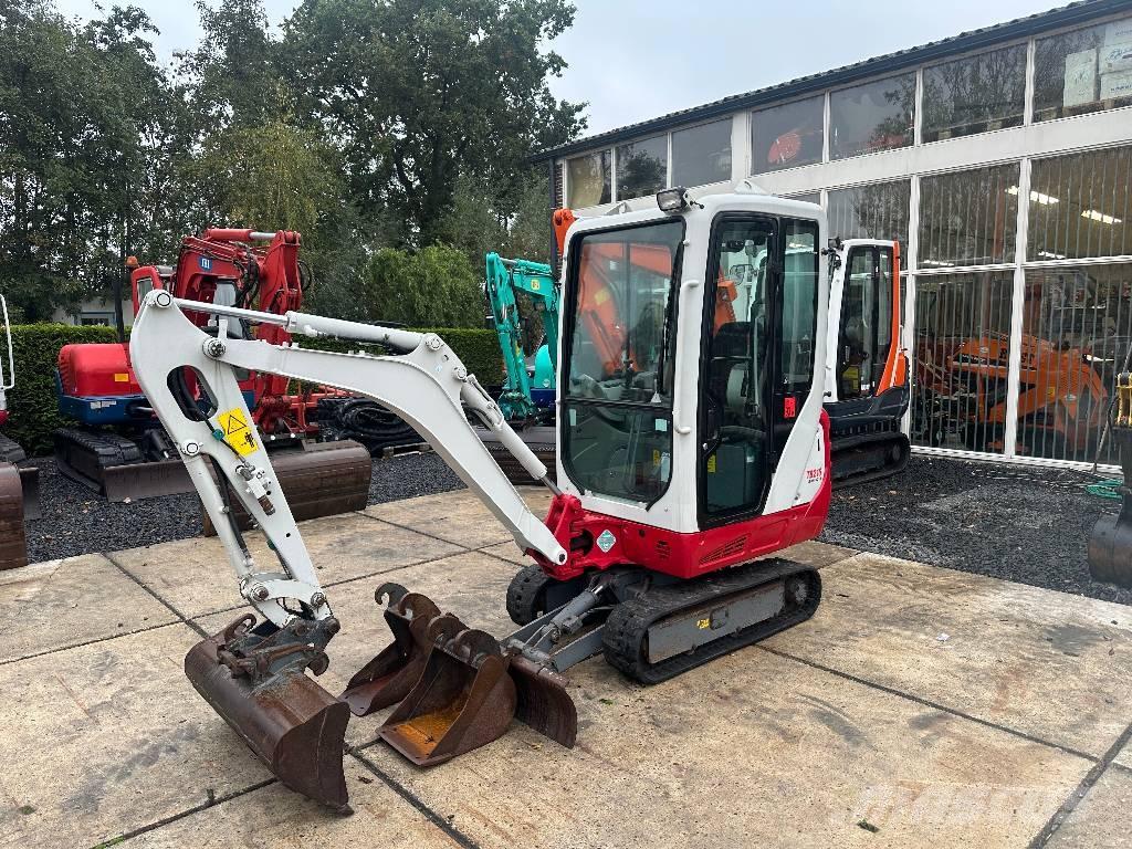 Takeuchi TB 216 Мини екскаватори < 7 т