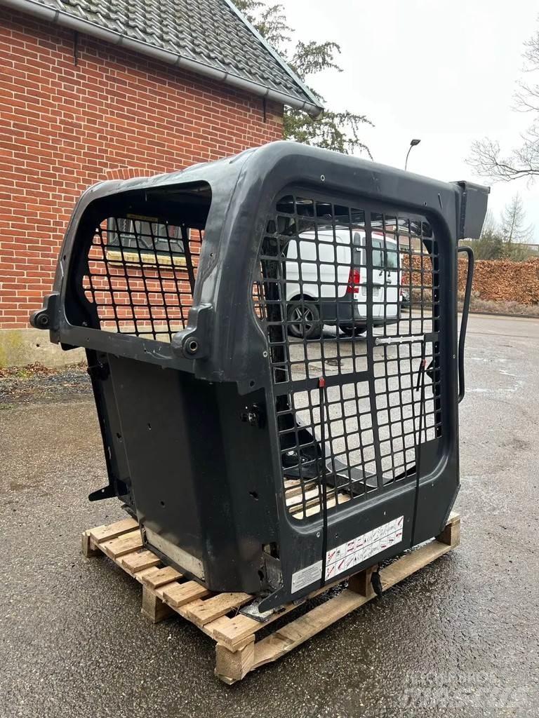 Bobcat S510 Мини товарачи
