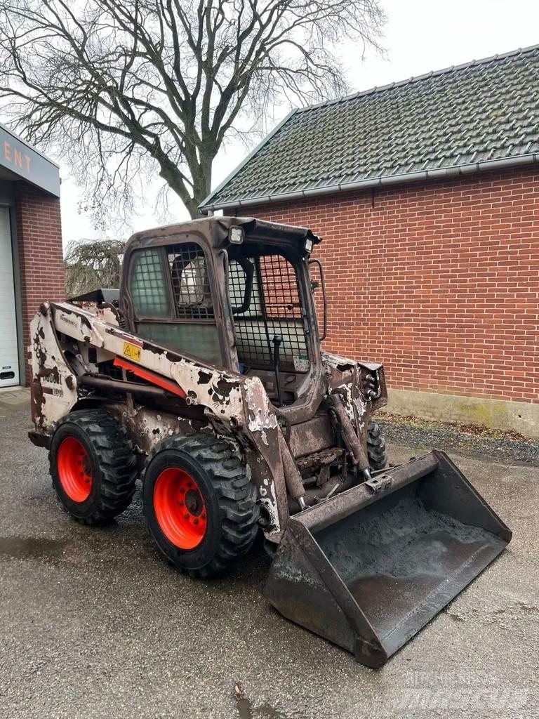 Bobcat S510 Мини товарачи
