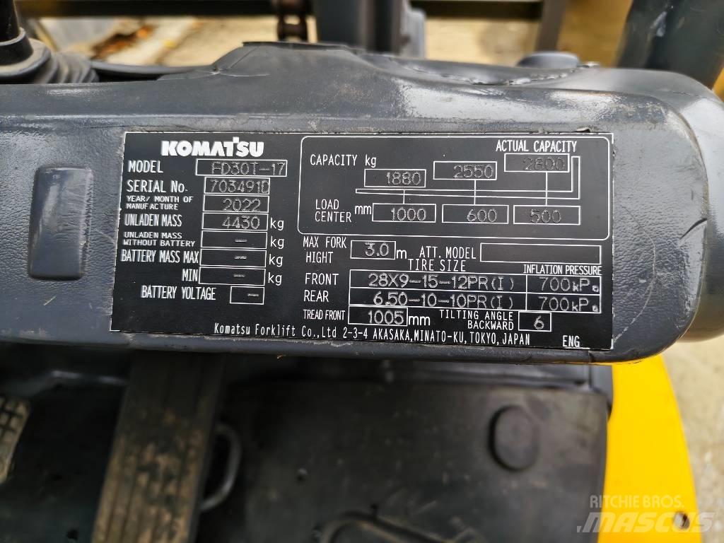 Komatsu 30 Дизелови камиони