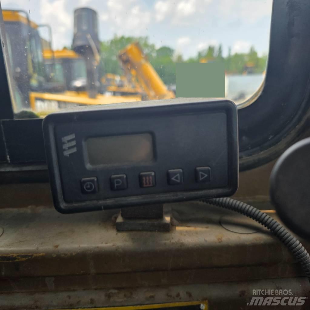 CAT D 6 H LGP II Верижни булдозери
