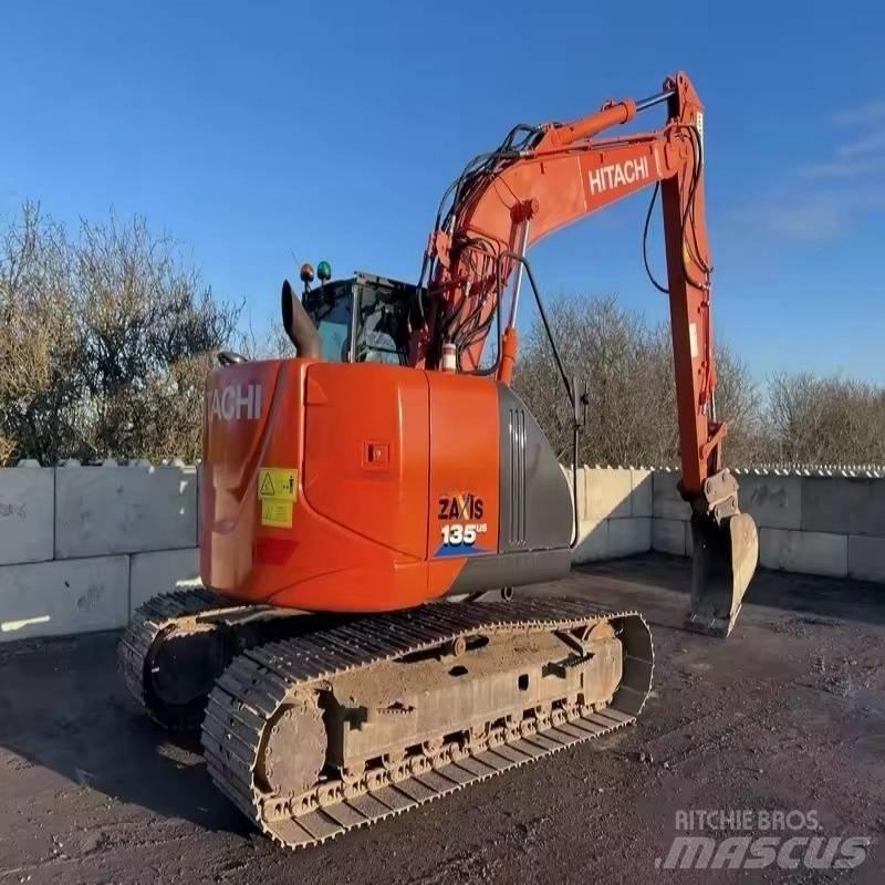 Hitachi ZX 135 Верижен екскаватор