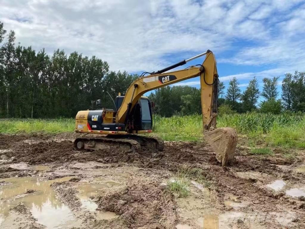 CAT 312D Средни екскаватори 7т - 12т