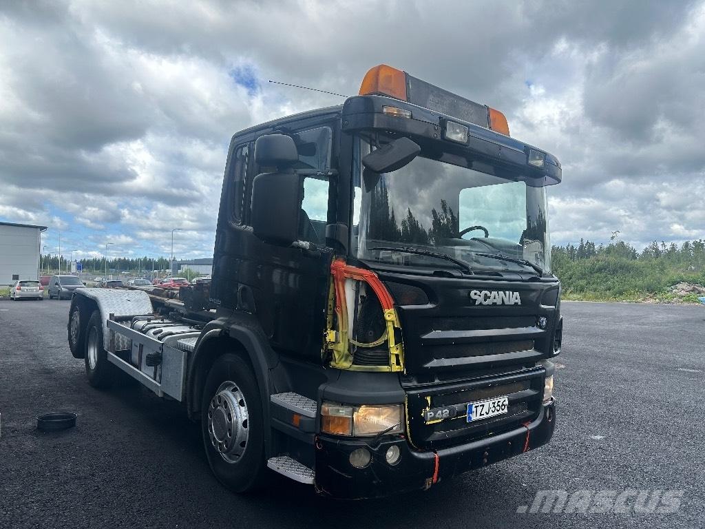 Scania P420 6x2*4 Камиони с кран с кука