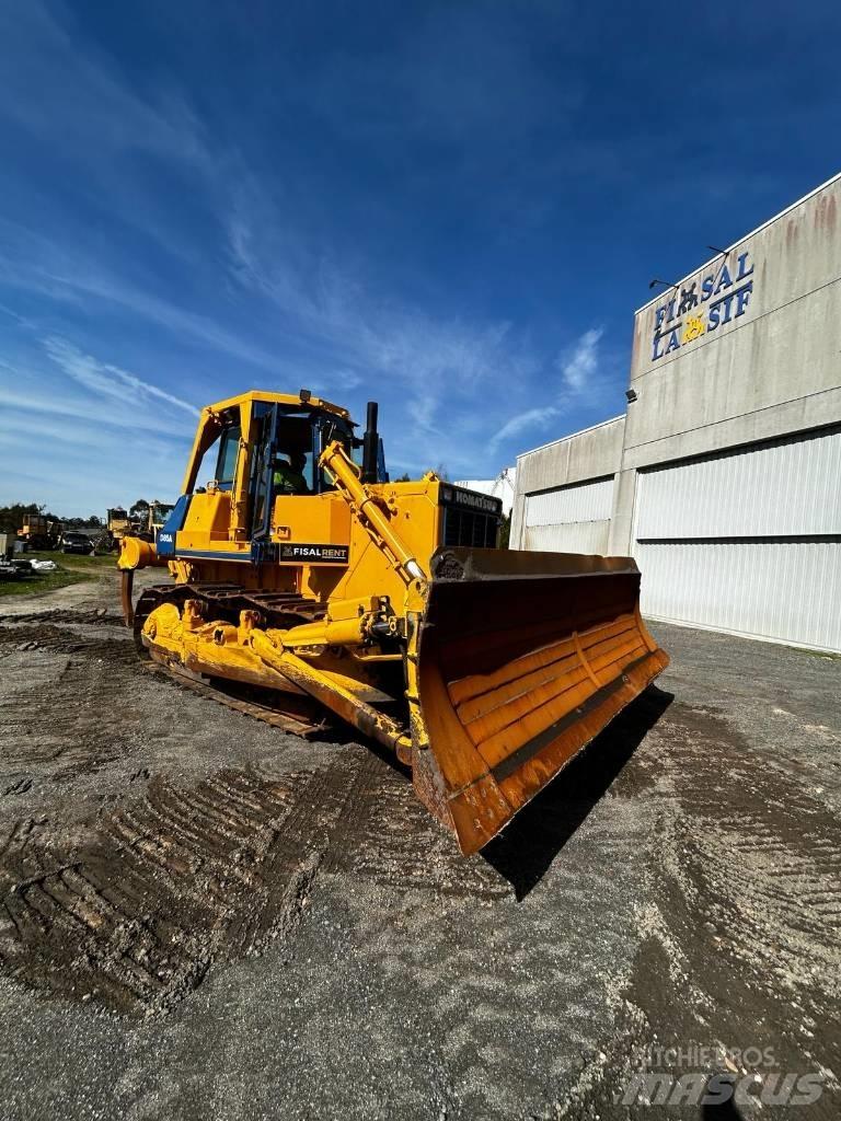 Komatsu D 85 A-21 Верижни булдозери
