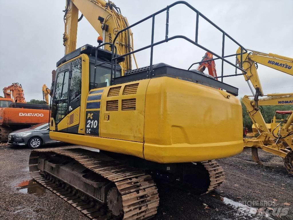 Komatsu PC210LC-11 Верижен екскаватор