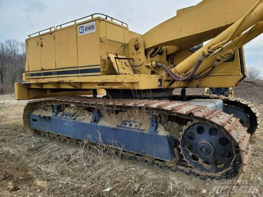 CAT 245 Верижен екскаватор
